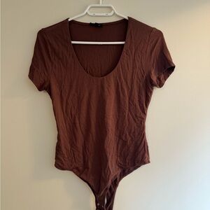 Dynamite Brown Scoop Neck Short Sleeve Bodysuit